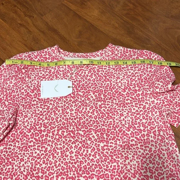 Free the Roses pink Cheetah Print Top NWOT - Picture 6 of 7